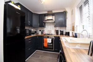 Kitchen- click for photo gallery